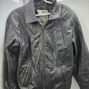 Middlebrook Park specialized in vintage-style leather jackets